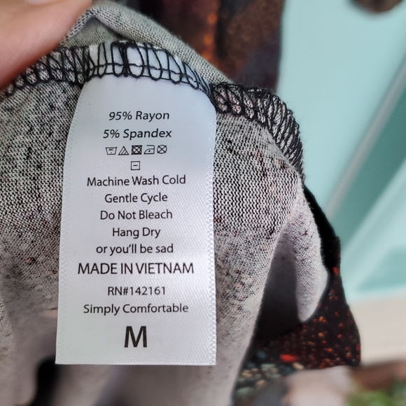 LULAROE IRMA NWT - Picture 5 of 9